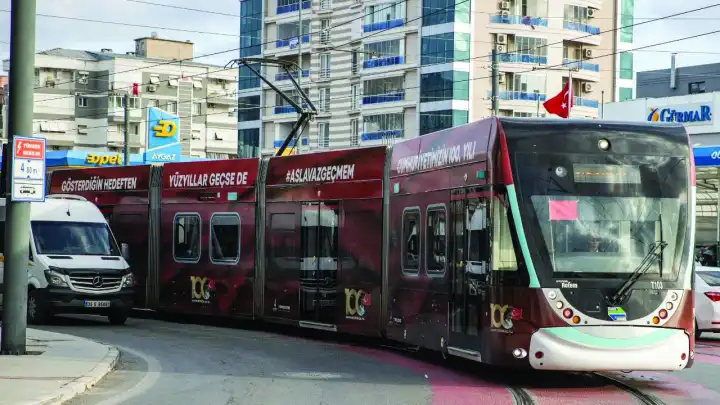 Tramvay yolcuları dikkat! O hat kullanılamıyor