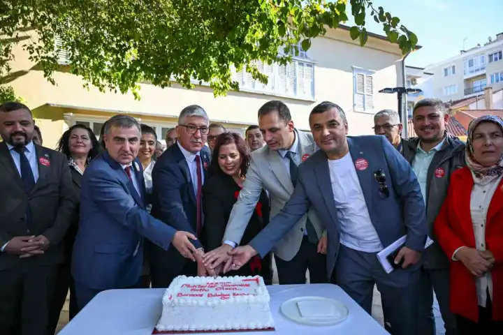 Bornova Muhtarlar Akademisi başlıyor: Yerel yönetim için örnek proje