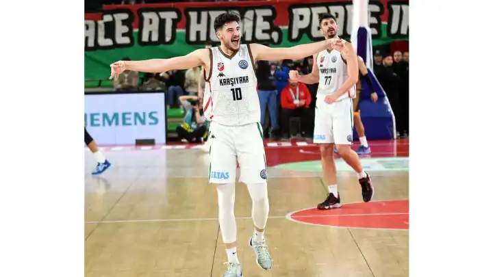 Karşıyaka potasında vedalar devam ediyor