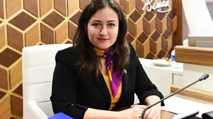 büşra özdemir