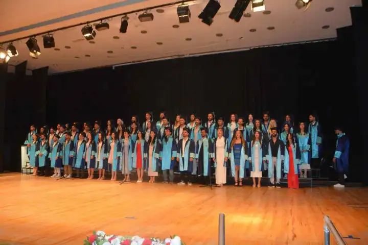 Ege Üniversitesi Devlet Türk Musikisi Konservatuvarı’nda 36. dönem mezuniyet coşkusu