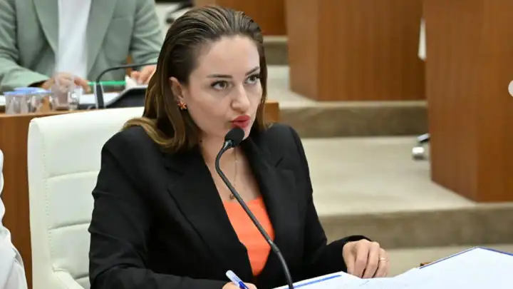 Muhittin Böcek'in yerine görevlendirildi: Avukat Büşra Özdemir kimdir?