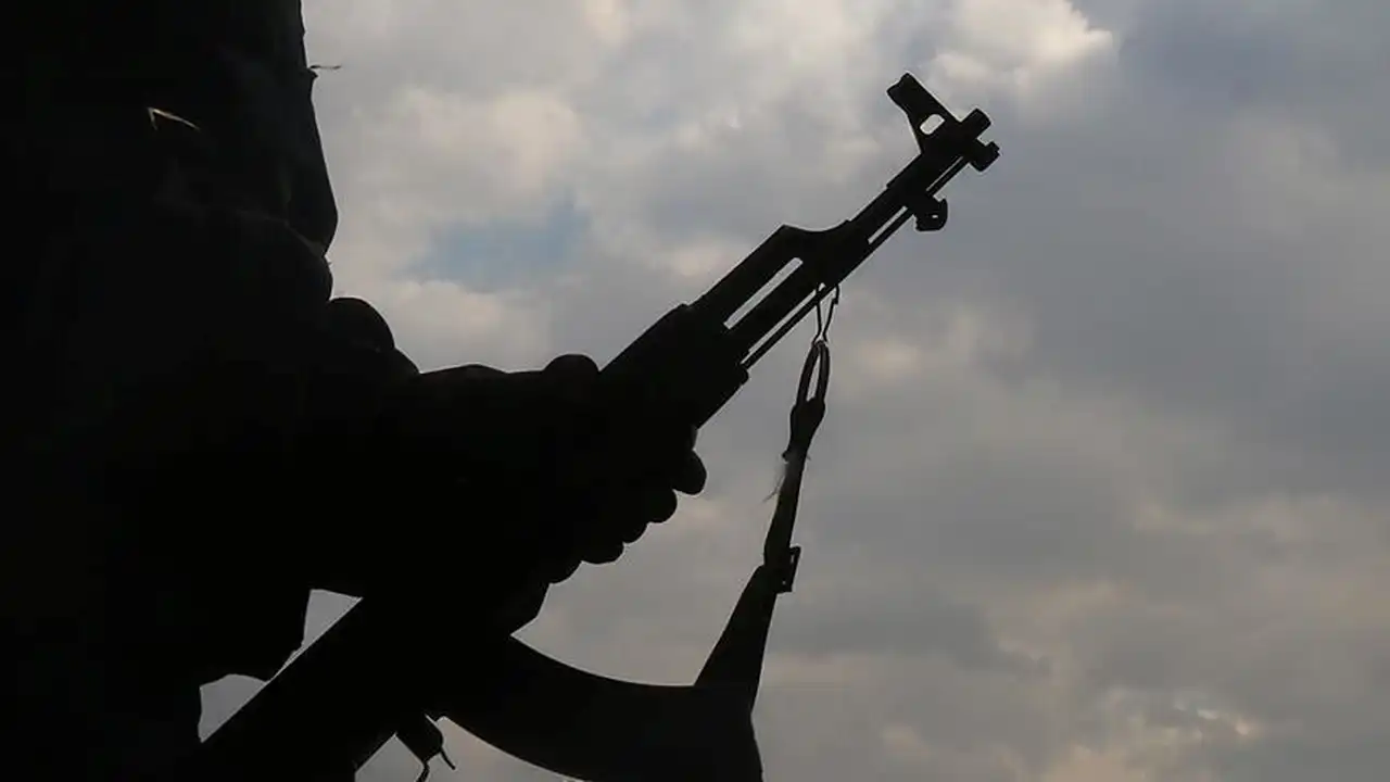 PKK'nın silah bırakması sonrası siyasilerden önemli açıklamalar haberinin görseli