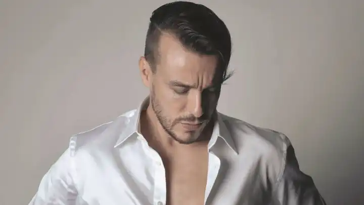 Cem Adrian’dan epik bir gece: An Epic Symphony yeniden İzmir’de