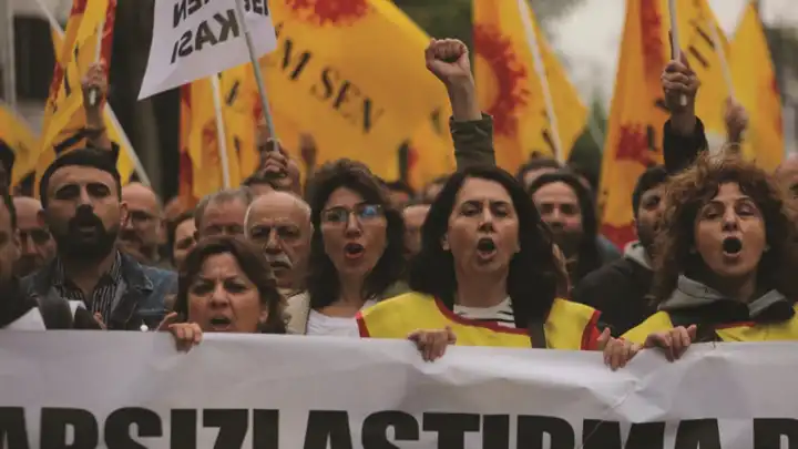 Eğitim emekçileri alanlarda: Grevli Toplu Sözleşme hakkımızı istiyoruz