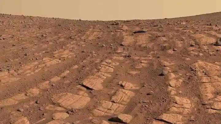 Mars'ta eski nehir izleri bulundu