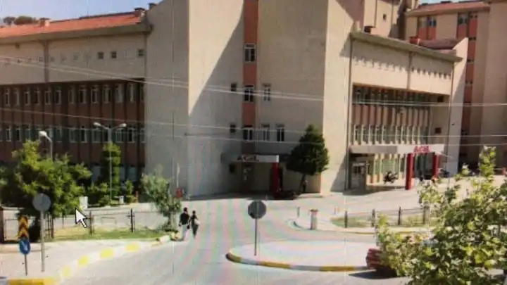 Söke’de kağıt fabrikasında toplu gıda zehirlenmesi! 46 işçi hastanelik oldu