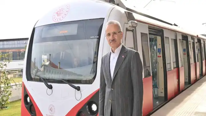 Bakanlığa bağlı kent içi raylı sistem hatları ücretsiz olacak!
