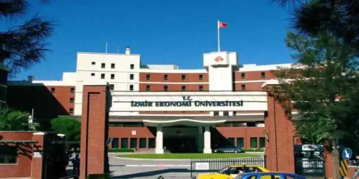 İzmir Ekonomi Üniversitesi Yaratıcı Ekonomi Merkezi Yönetmeliğinde değişiklik