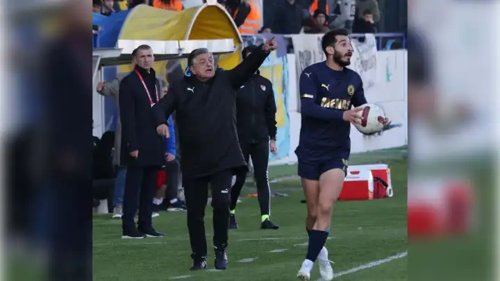 Menemen FK’ye Vural’dan kötü haber: Ödeme yoksa transfer de yok! 