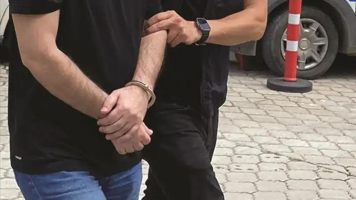 Şile Belediye Başkanı'nın aralarında bulunduğu 6 zanlı adliyede