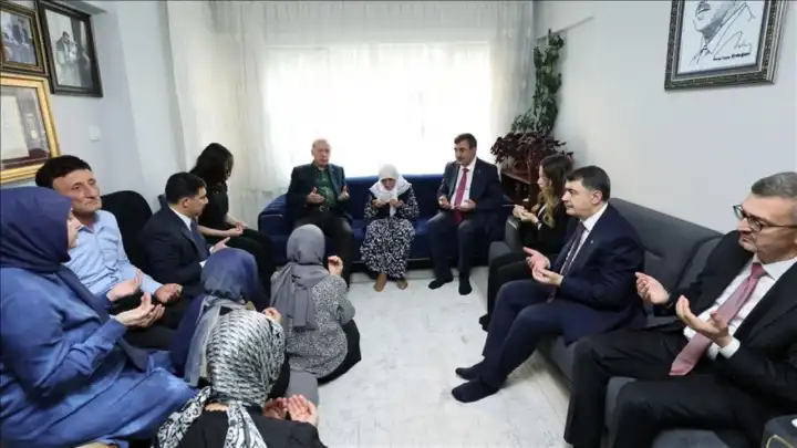 Cumhurbaşkanı Erdoğan’dan şehit annesine anlamlı ziyaret
