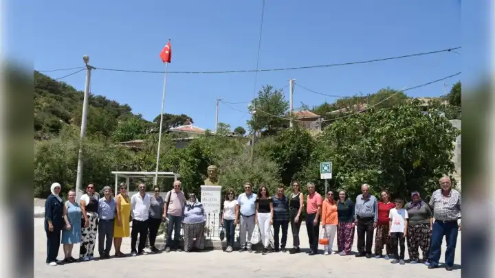 Karşıyaka’da muhtarlardan dayanışma ziyareti