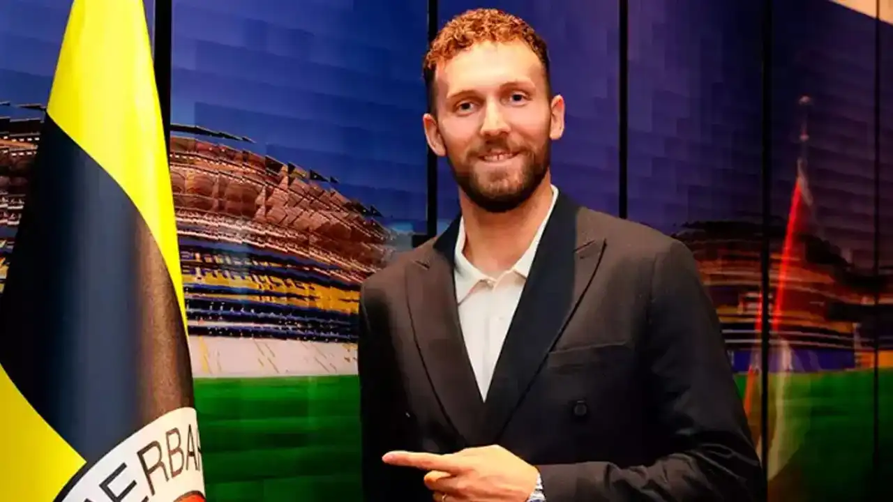 Tarık Çetin’e Fenerbahçe’den 1 yıllık sözleşme! Tarık Çetin kimdir? Kaç yaşında? Hangi takımlarda oynadı? haberinin görseli