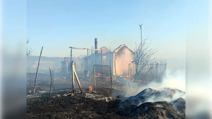 Tekirdağ'da anız yangını: 1 itfaiye eri yaralandı!