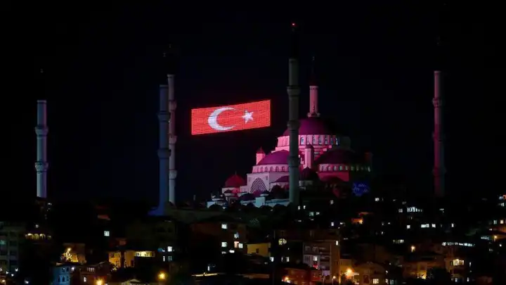 15 Temmuz selası ne zaman, saat kaçta okunacak? Sela nedir, neden okunur?