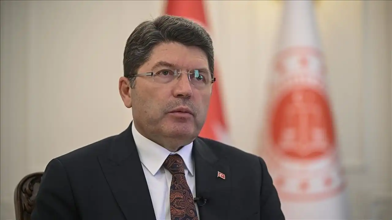 Bakan Tunç: Darbe kalkışmasından sonra darbecilerle hesaplaşma dönemi başladı haberinin görseli