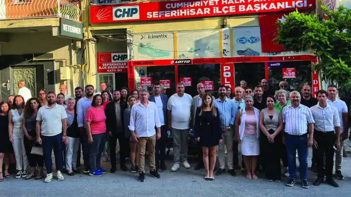 CHP İzmir İl Başkanlığı sahada