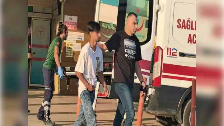 Düğünde kurusıkı tabancadan açılan ateşle yaralandı