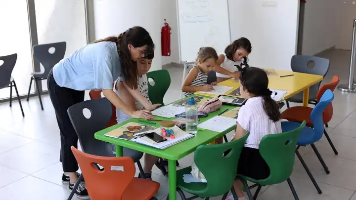 Karabağlar’da yaz tatilinde ücretsiz kurslar
