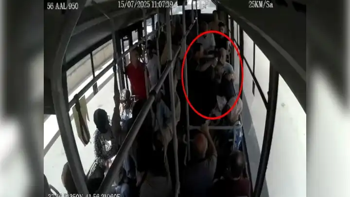 Otobüs şoförü, rahatsızlanan yolcuyu hastaneye yetiştirdi