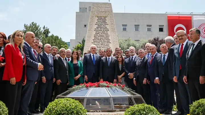 TBMM’de 15 Temmuz anmaları ve “Türkiye’nin demokrasi serüveni” sergisi açıldı