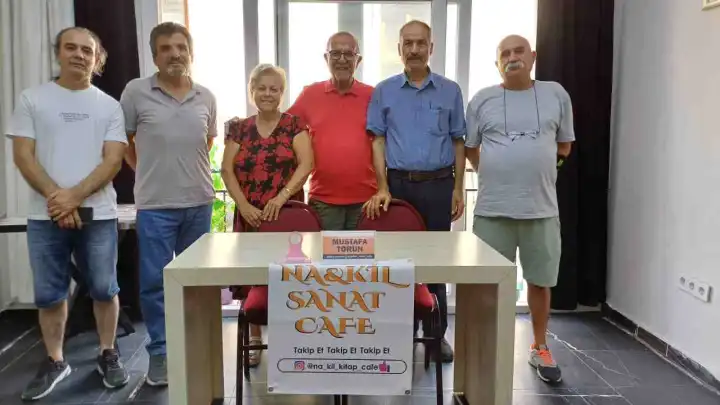 Dr. Mustafa Torun yeni kitabını tanıttı haberinin görseli
