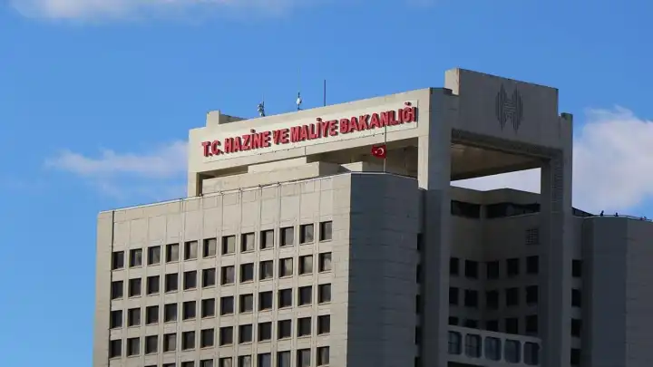 Hazine’den Şimşek'in faiz yorumu iddialarına yalanlama!
