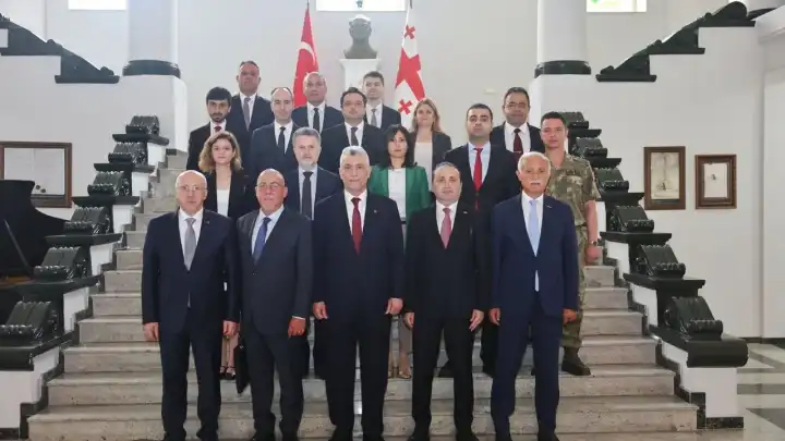 Ticaret Bakanı Ömer Bolat’tan Tiflis’te kritik ziyaret