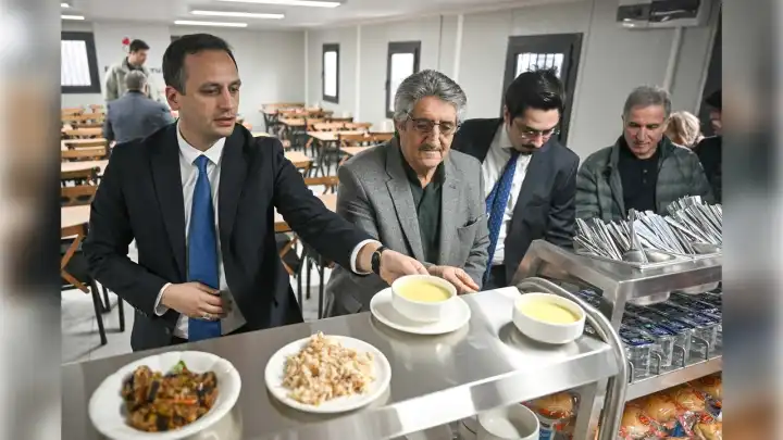 Bornova'da ücretsiz alışveriş imkanı