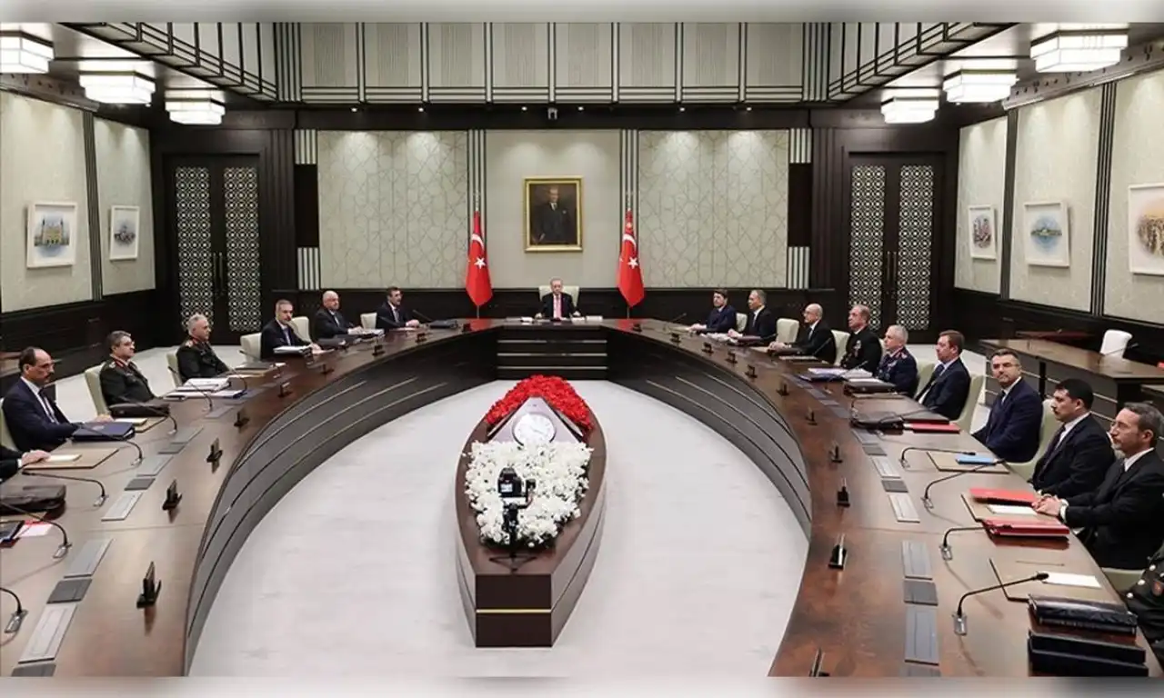 Kabine Toplantısı başladı: Gündemde Suriye meselesi var haberinin görseli