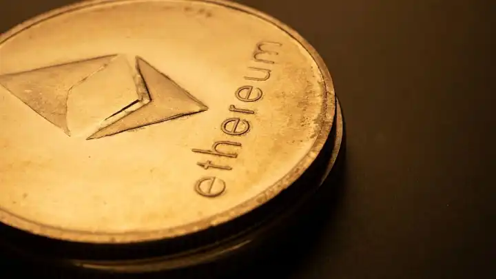 Kripto para piyasasında yeni dönem: Ethereum liderliği devralıyor mu?