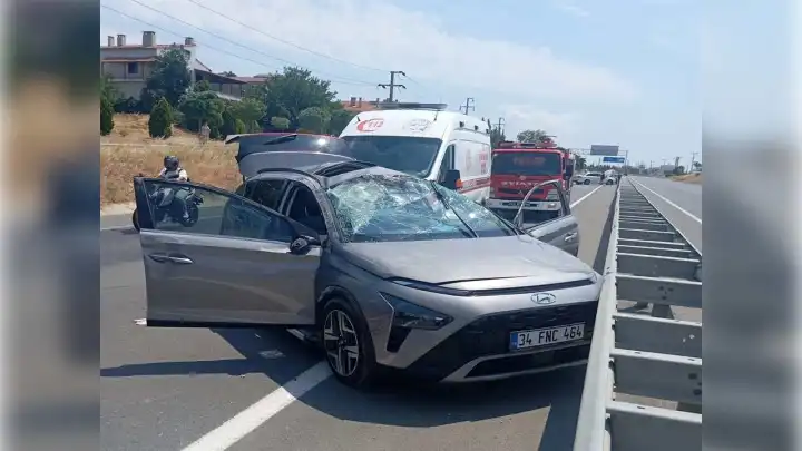 İki otomobil çarpıştı: 6 yaralı