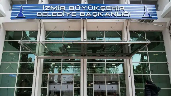 İzmir Büyükşehir'e yönelik yolsuzluk soruşturmasındaki "kooperatif" iddianamesinde detaylar ortaya çıktı