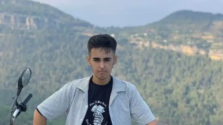 Mersin’in sevilen fenomeni Çello Mustafa trafik kazasında hayatını kaybetti!