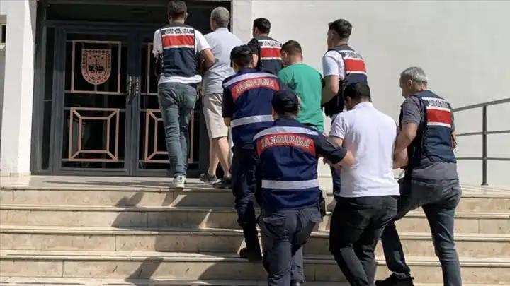 Terör örgütü DEAŞ'a operasyon: 153 şüpheli yakalandı