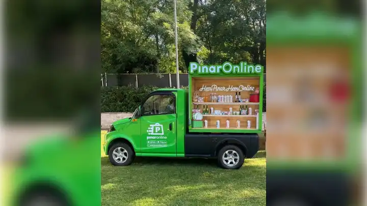 Yazlıkçıların dikkatine: PınarOnline, Çeşme’de ücretsiz teslimat hizmeti sunuyor