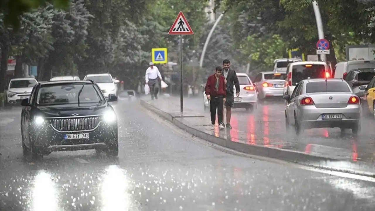 Ankara Valiliği'nden uyarı! Sel tekrar tehtid olabilir! haberinin görseli