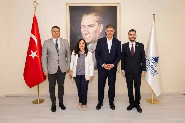 Başkan Tugay’dan KKTC İzmir Başkonsolosu Ayşen Volkan İnanıroğlu’na ziyaret
