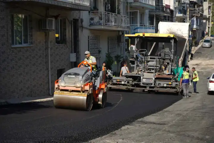 Bornova Meriç Mahallesi’nin yolları yenileniyor: 23 noktada hızlı müdahale