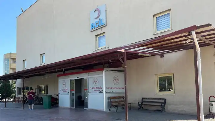 İzmir haber: Seramik fabrikasında gıda zehirlenmesi! 68 işçi hastanelik oldu