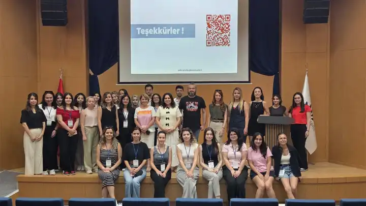 Karabağlar’da gençler özel Akademi Yaz Programı 