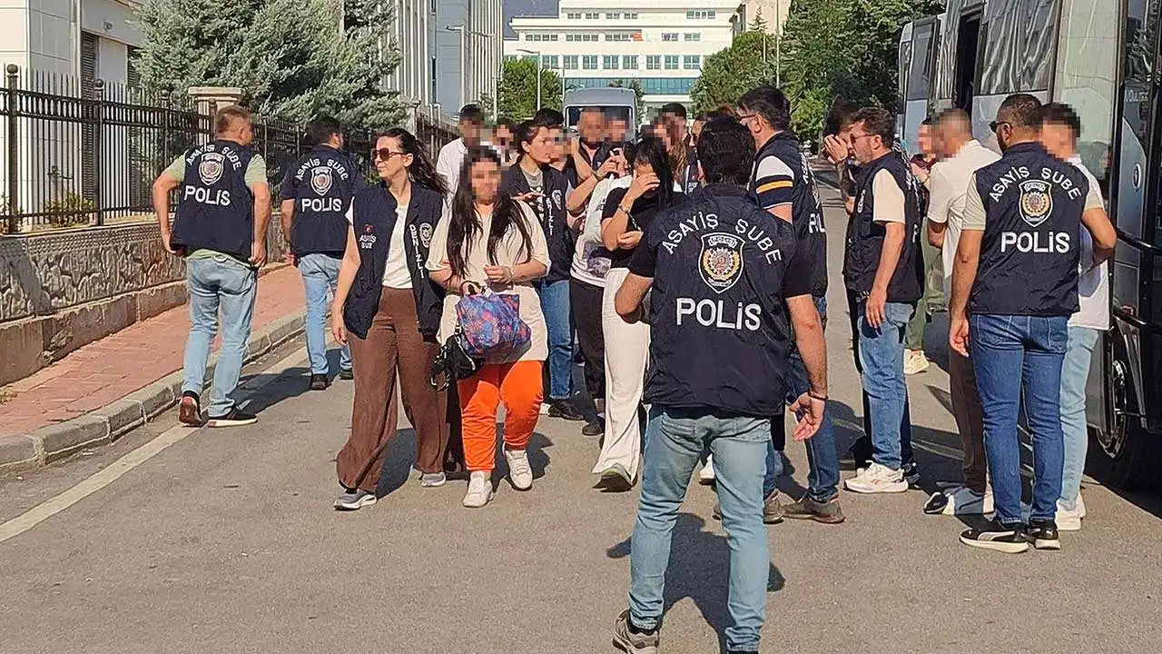 6 ildeki eskort dolandırıcılığında ikinci dalga operasyonu! haberinin görseli