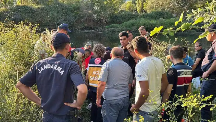 Eskişehir'de 2 genç Sakarya Nehri'nde boğuldu