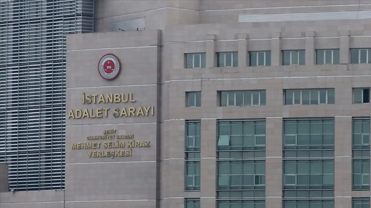 İBB soruşturmasında gözaltı sayısı 17'ye yükseldi haberinin görseli