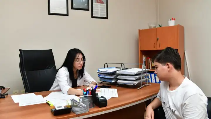 Çiğli Belediyesi’nden LGS ve YKS adaylarına ücretsiz tercih desteği