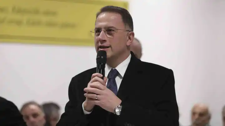 Murat Çalık'ın annesi ve eşine ziyaret izni