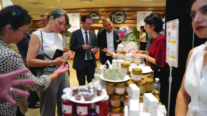 Migros'tan yerel kooperatiflerle kutlama