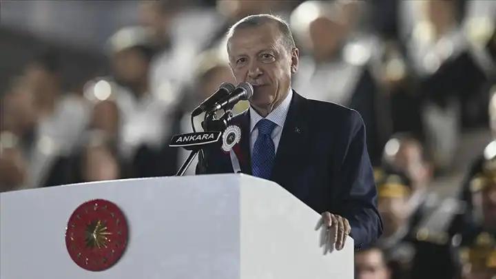 Cumhurbaşkanı Erdoğan: Rüşvetçileri aklamak için kimse polise ve yargıya iftira atamaz