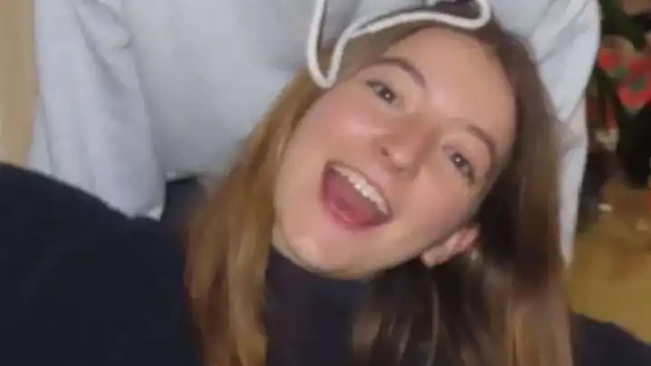 Kraliyet ailesi yasta! Prens William ve Harry’nin kuzeni Rosie Roche 20 yaşında hayatını kaybetti